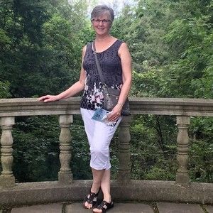 Meet your Posher, Vickie